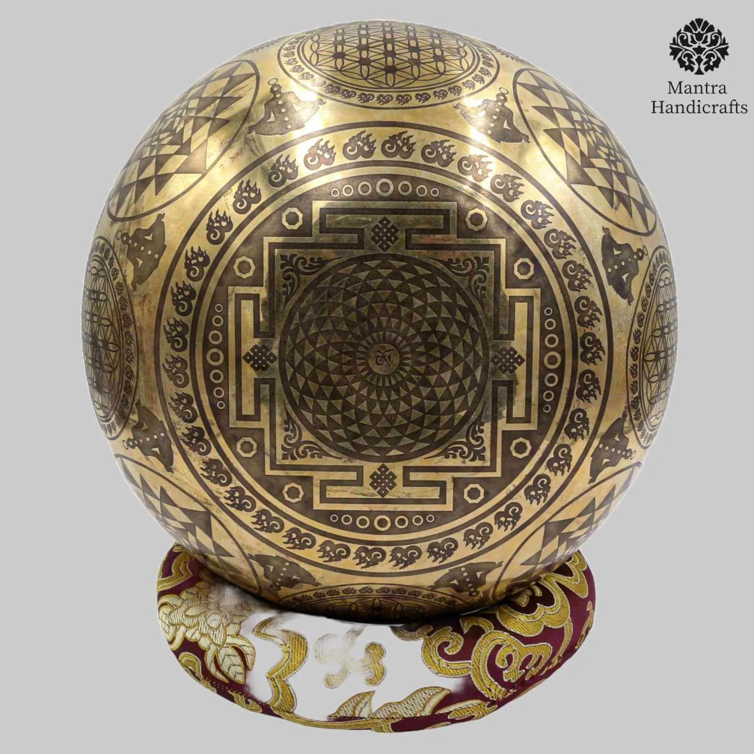 Yoga Man Carved Singing Bowl - Image 5